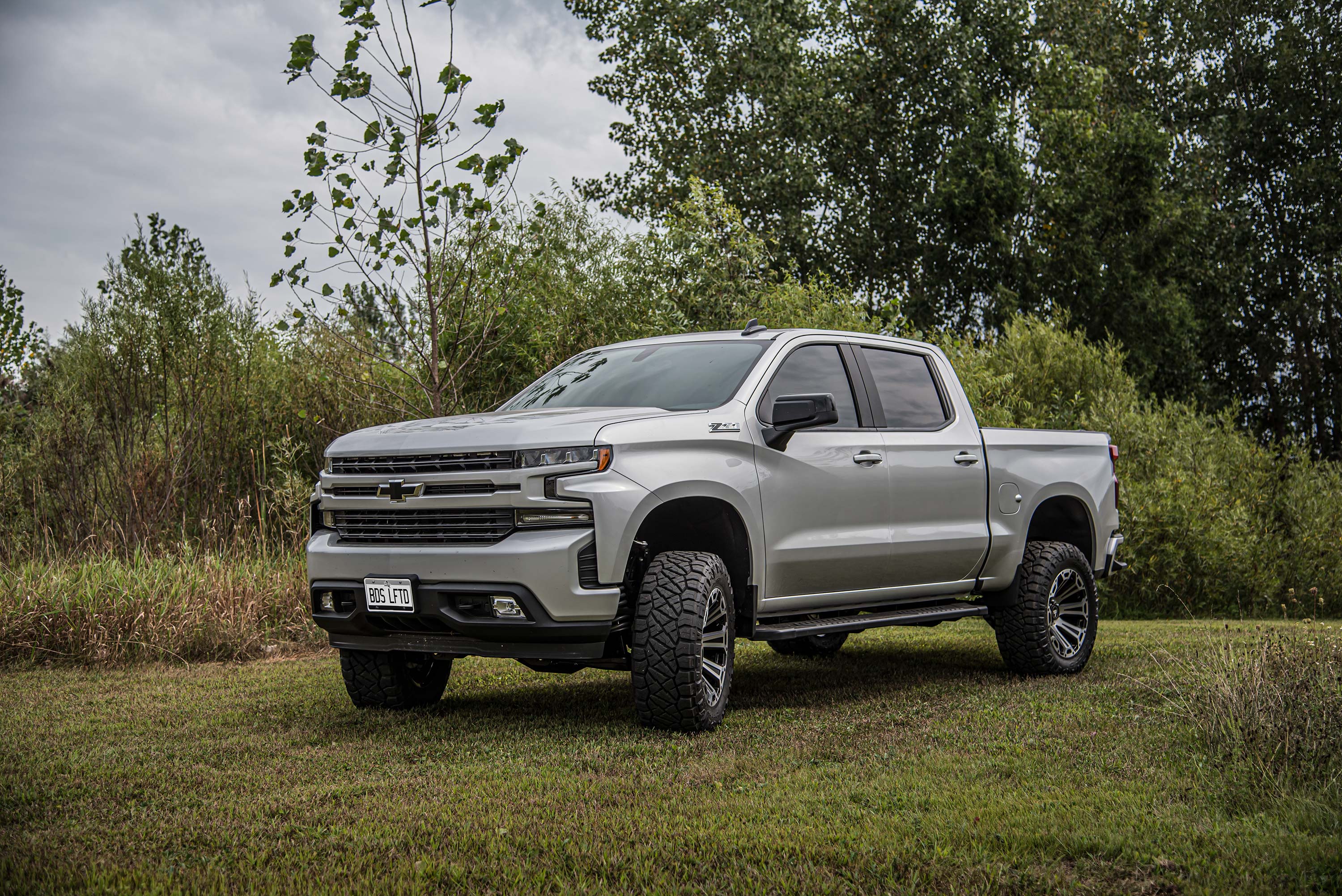2.5 Inch Lift Kit | FOX 2.5 Performance Elite Coil-Over | Chevy Trail Boss or GMC AT4 1500 (19-24) 4WD | Diesel - Image 3
