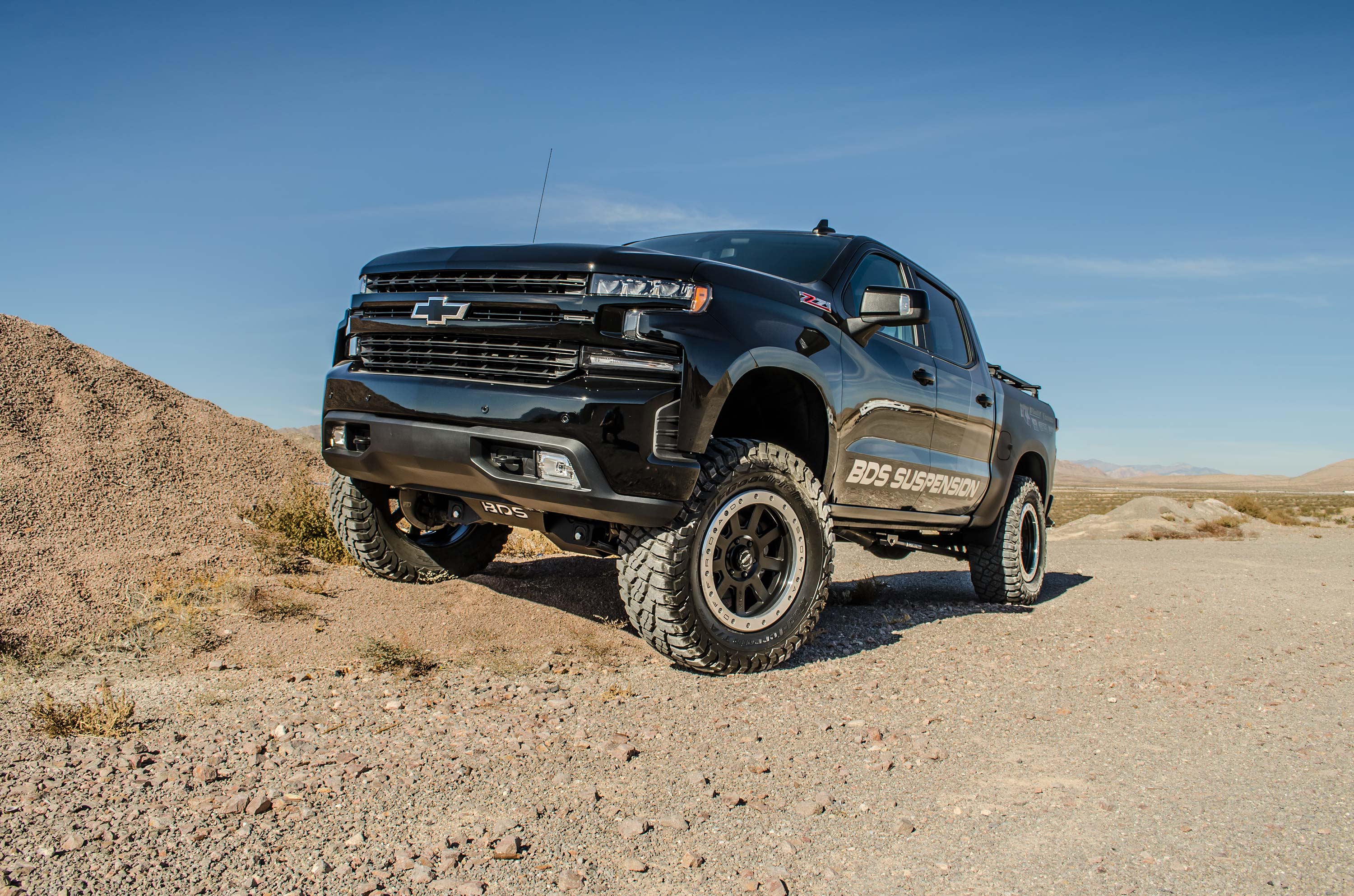 4 Inch Lift Kit | FOX 2.5 Performance Elite Coil-Over | Chevy Trail Boss or GMC AT4 1500 (20-26) 4WD | Diesel - Image 2