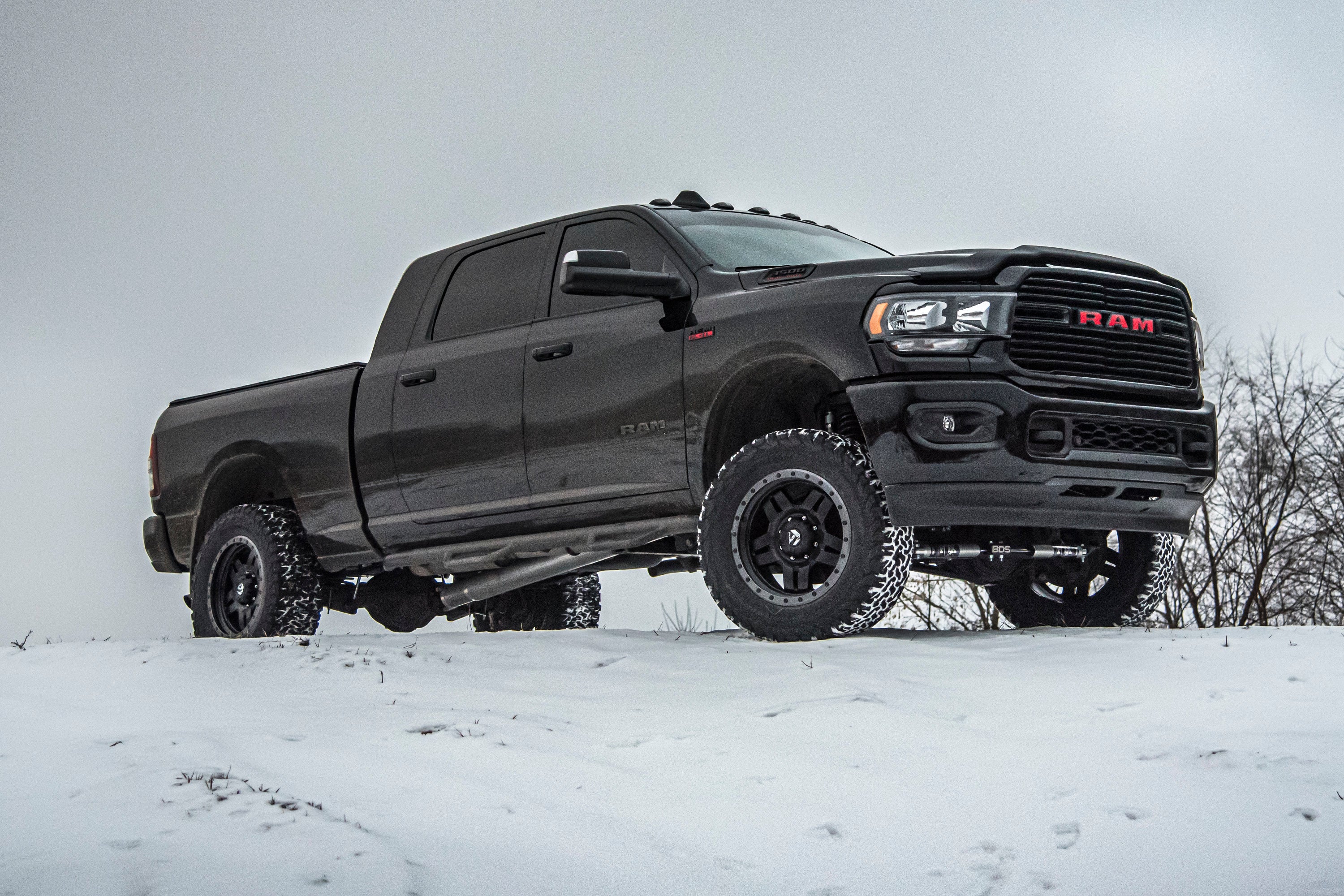 4 Inch Lift Kit w/ Radius Arm | Ram 3500 w/ Rear Air Ride (19-24) 4WD | Gas - Image 4