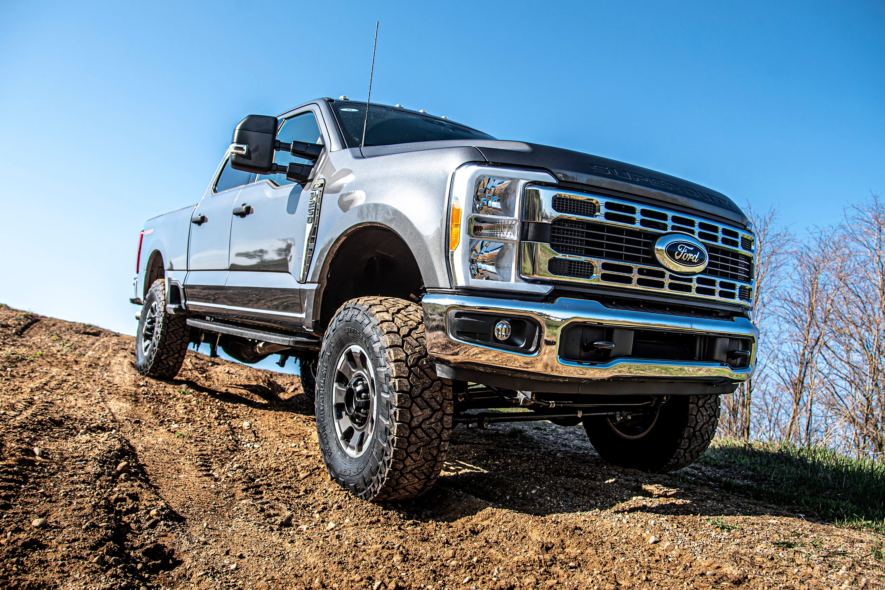 5 Inch Lift Kit w/ Radius Arm | Ford F250/F350 Super Duty (23-26) 4WD | Gas - Image 3