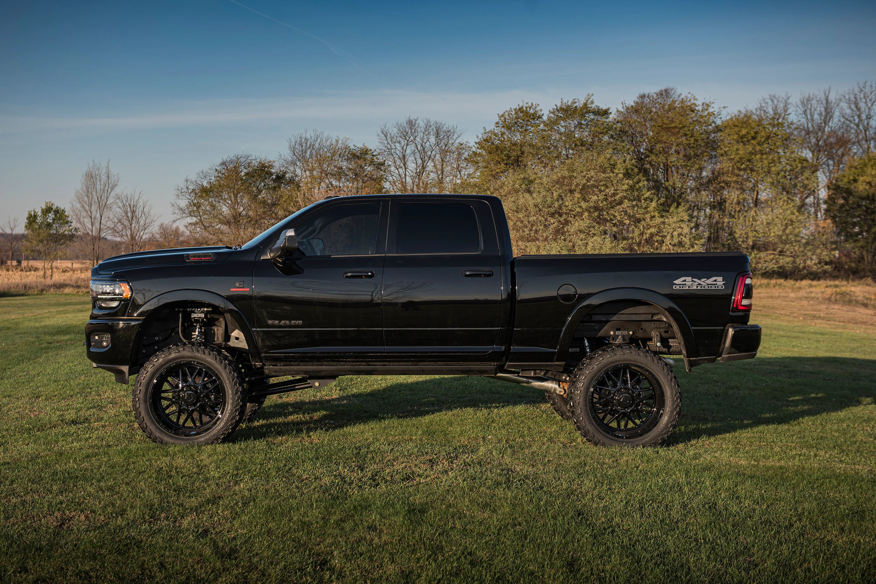 8 Inch Lift Kit w/ 4-Link | Ram 3500 (19-24) 4WD | Diesel - Image 4
